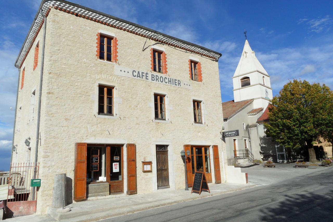 Cafe Brochier Hotel Saint-Julien-en-Vercors Bagian luar foto